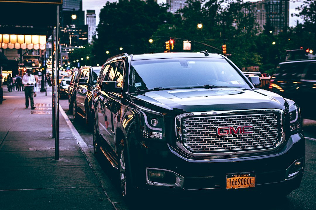 Modern car representing U.S. vehicle pricing
